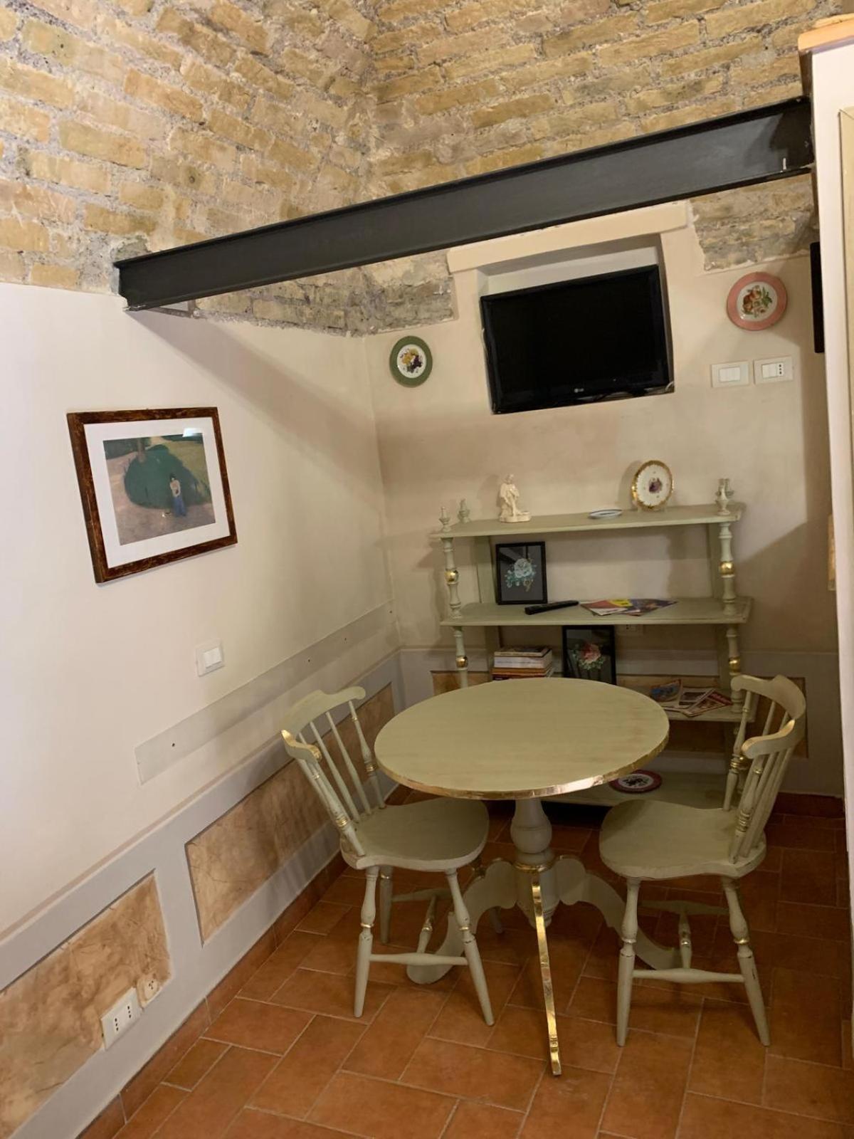 Domus Chiavari House โรม ภายนอก รูปภาพ