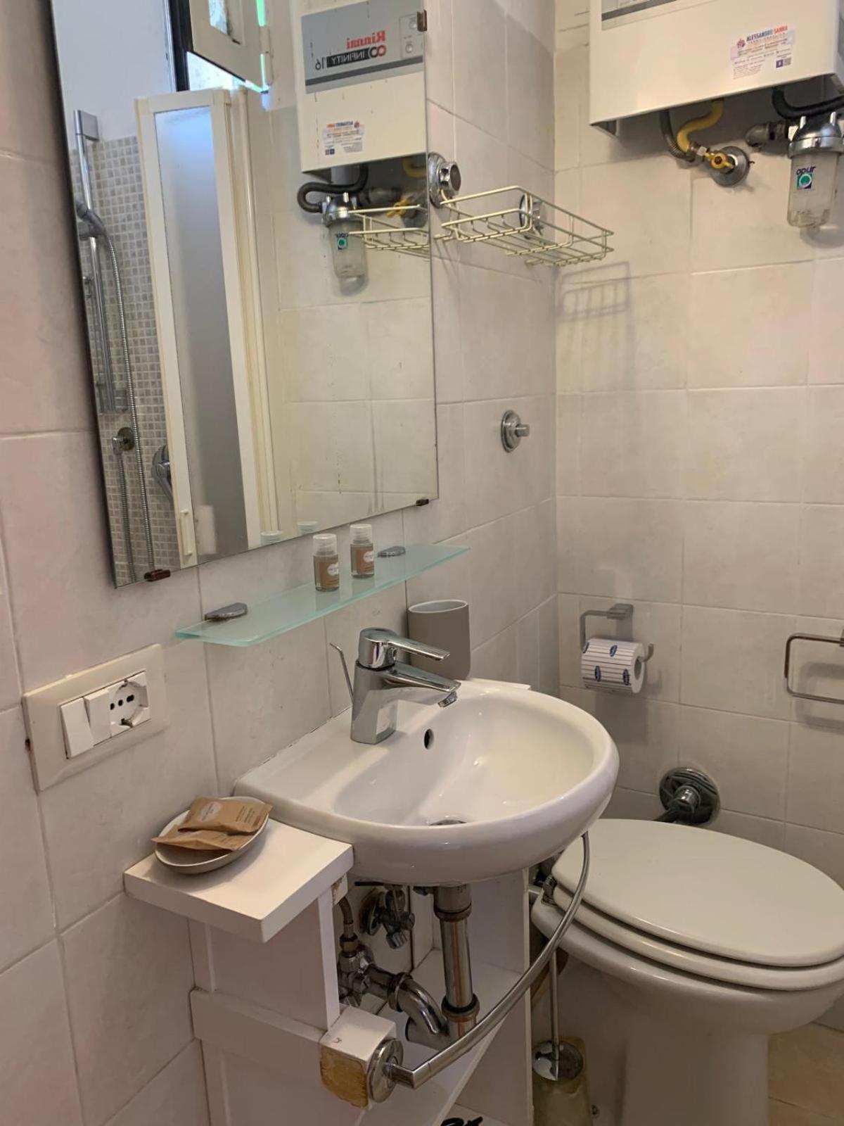 Domus Chiavari House โรม ภายนอก รูปภาพ